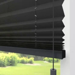 Kwantum Fenstr Plissé Mara Zwart Lichtdoorlatend